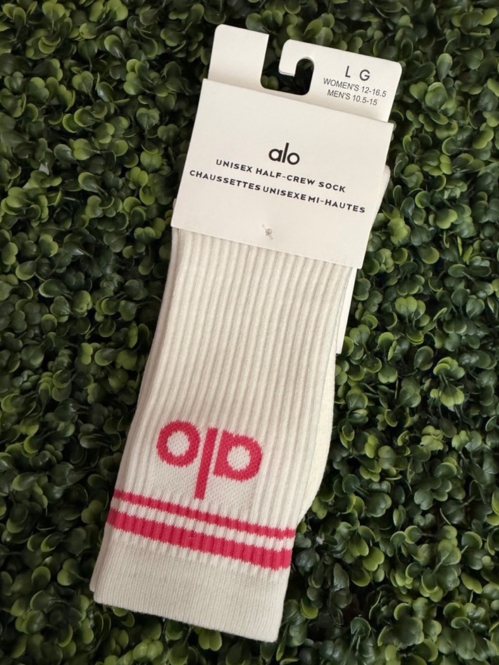 ALO Yoga Cream Half-Crew Socks with Pink Logo & Stripes